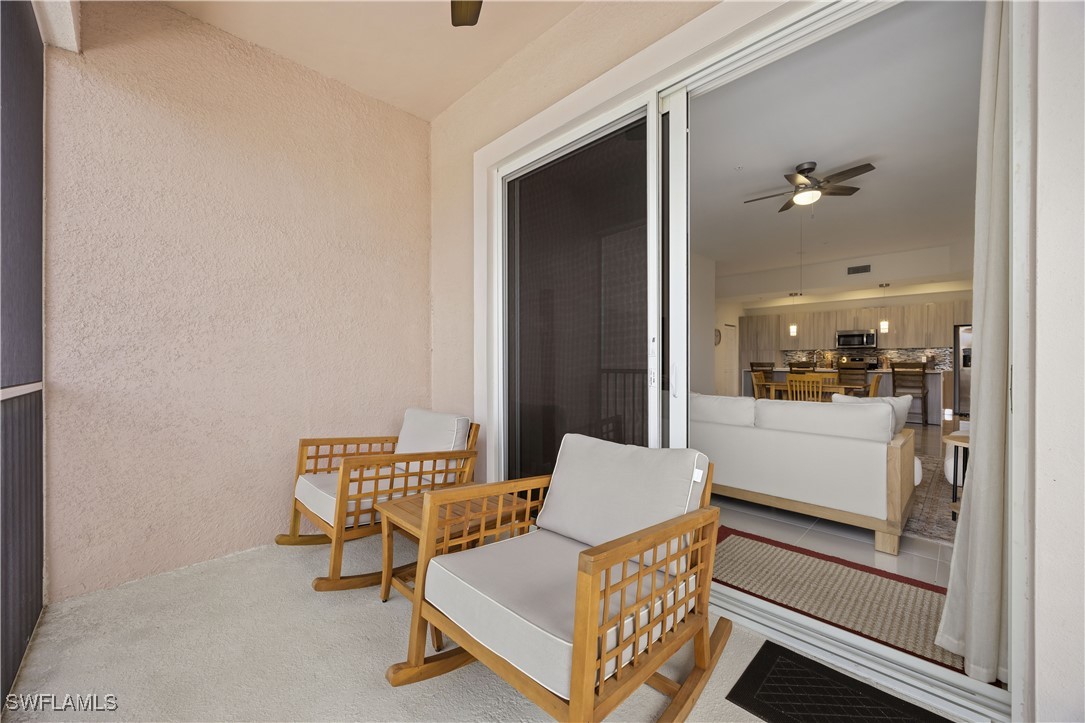 15901 Royal Pointe Lane 404