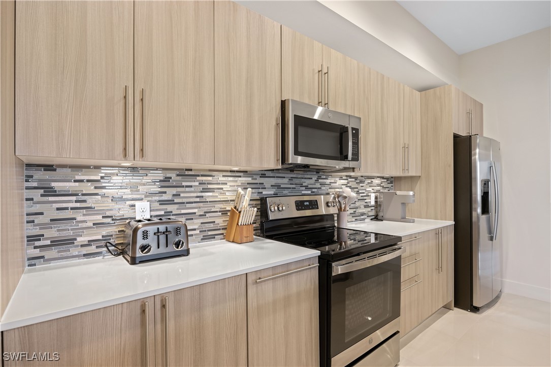 15901 Royal Pointe Lane 404