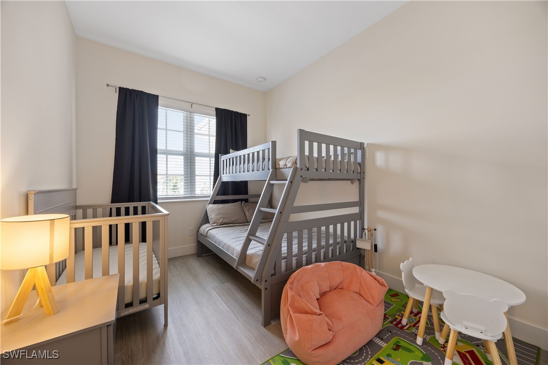 15901 Royal Pointe Lane 404