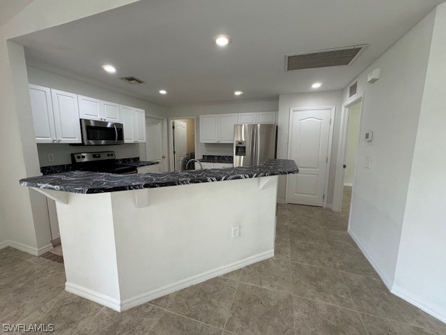 2813 52ND Street W