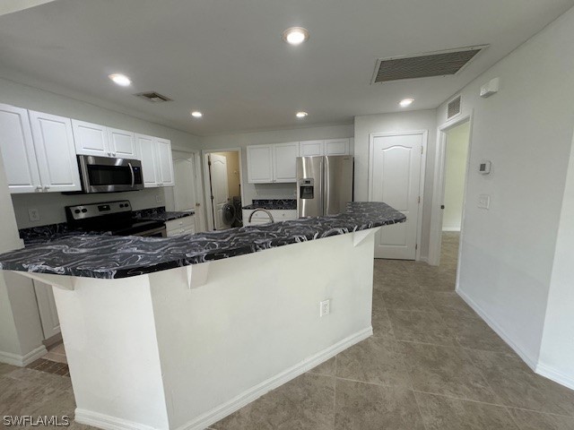2813 52ND Street W