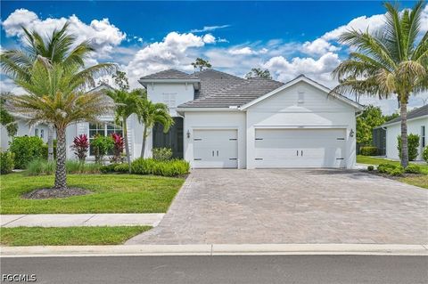 Photo of 14421 Blue Bay Circle, Fort Myers, FL 33913 (MLS # 2026019954)