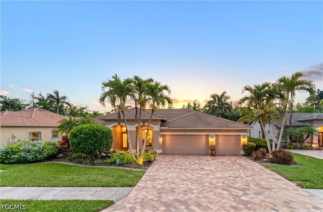 8026 Tiger Palm Way