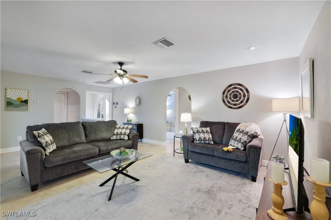 Estero, Florida 33928, United States, 3 Bedrooms Bedrooms, ,2 BathroomsBathrooms,Residential,Pending,10733