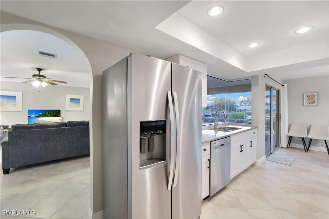 Estero, Florida 33928, United States, 3 Bedrooms Bedrooms, ,2 BathroomsBathrooms,Residential,Pending,10733