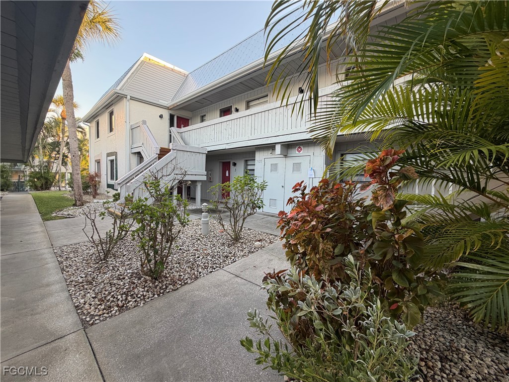 3920 Orange Grove Boulevard 3