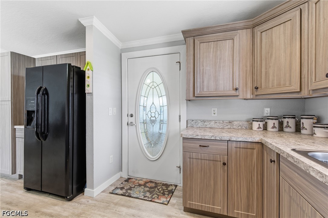 5558 Palm Beach Boulevard 249