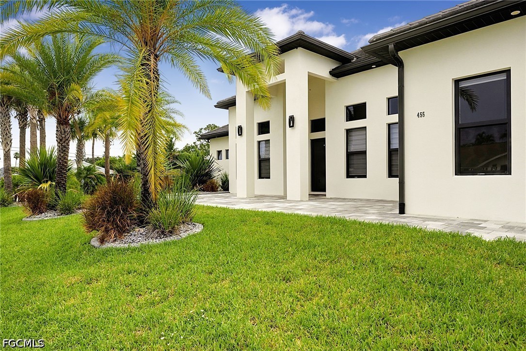 455 SE 17th Avenue