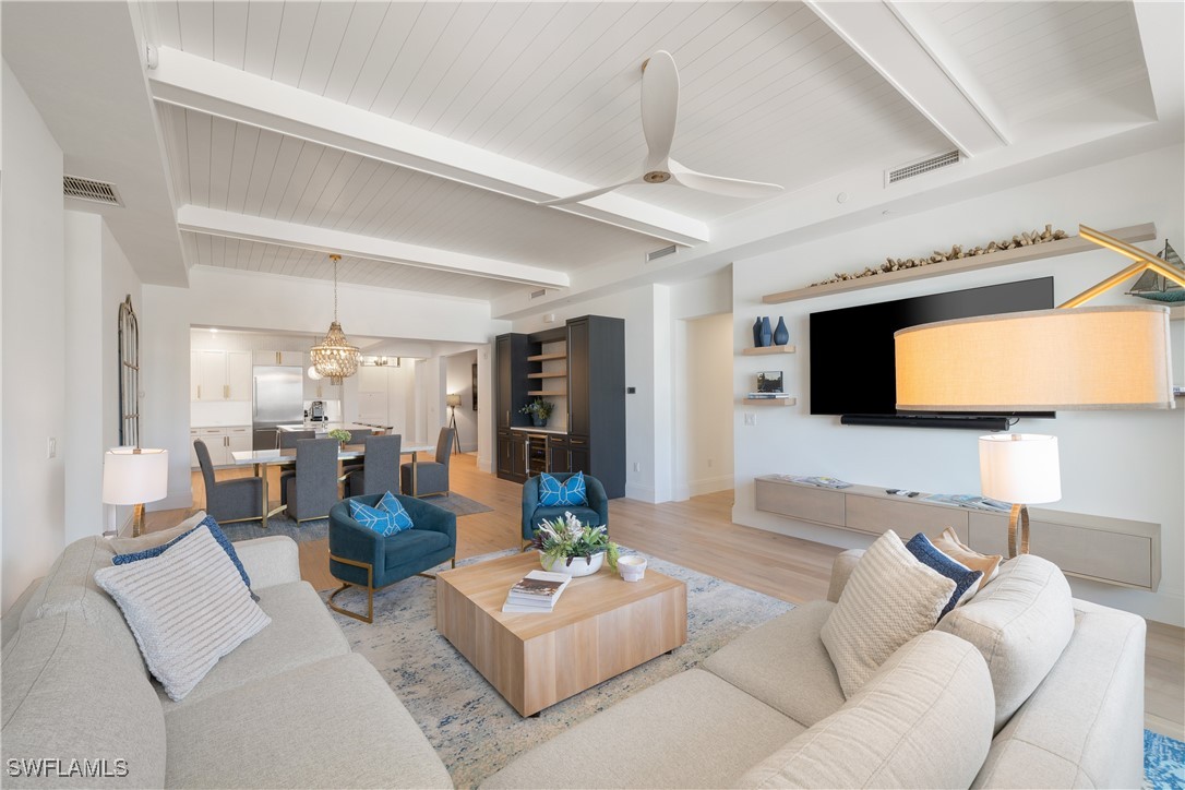 875 6th Avenue S 304