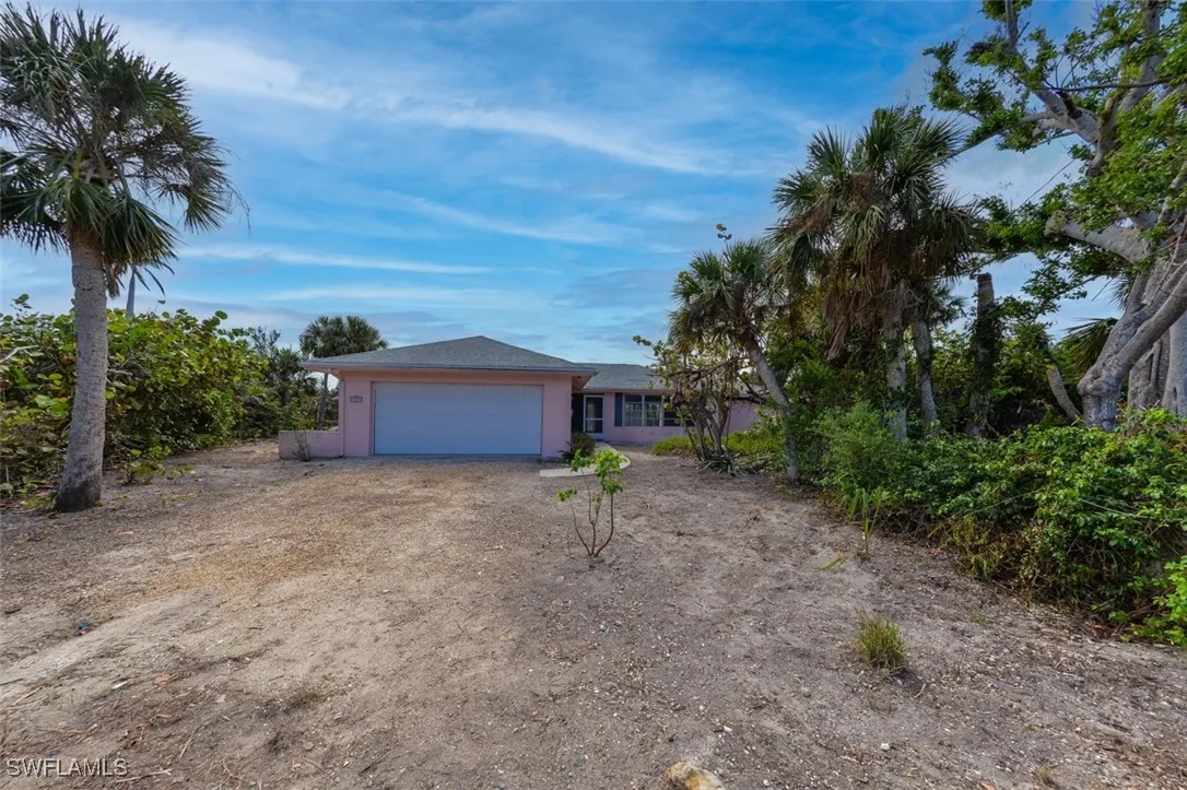 Sanibel, Florida 33957, United States, 3 Bedrooms Bedrooms, ,2 BathroomsBathrooms,Residential,Pending,30624