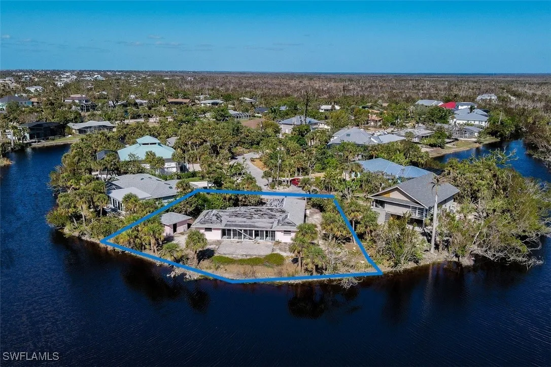 Sanibel, Florida 33957, United States, 3 Bedrooms Bedrooms, ,2 BathroomsBathrooms,Residential,Pending,30624