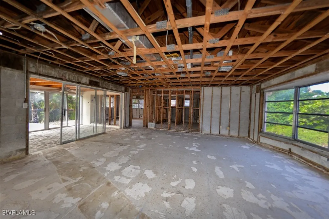 Sanibel, Florida 33957, United States, 3 Bedrooms Bedrooms, ,2 BathroomsBathrooms,Residential,Pending,30624