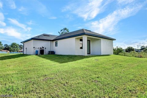 Tiny photo for 312 Progress Avenue, Lehigh Acres, FL 33974 (MLS # 2026021989)