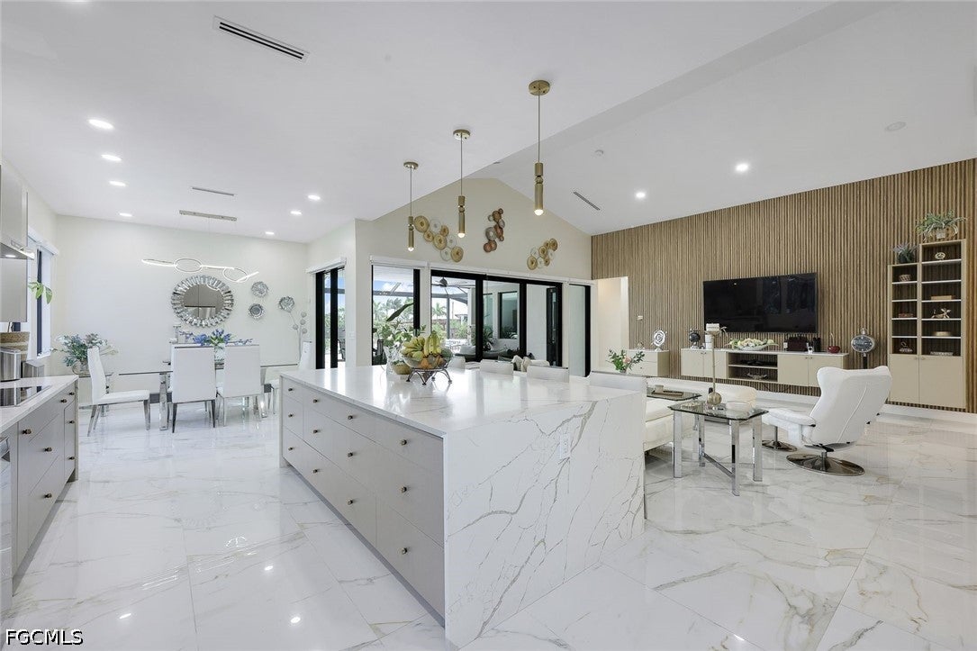 4231 NW 12th Lane