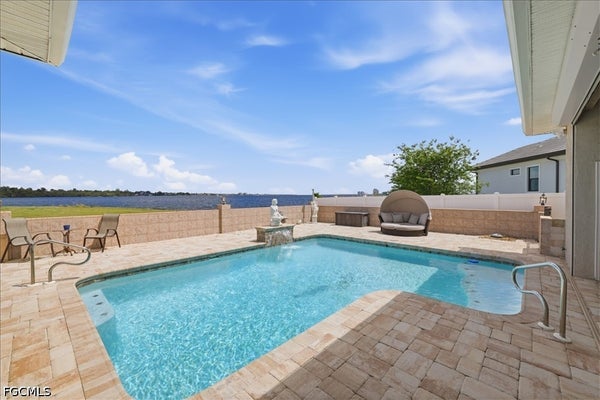 2371 CORAL POINT DR, CAPE CORAL, FL 33990 - Image 590392ac2548c737d06d1c98e9d5fdc0/1840887641