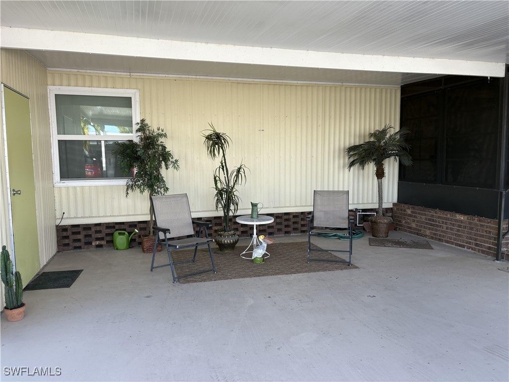 listing image 0