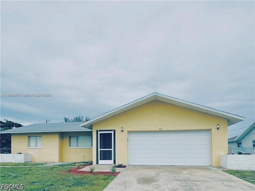 915 SE 20th Street