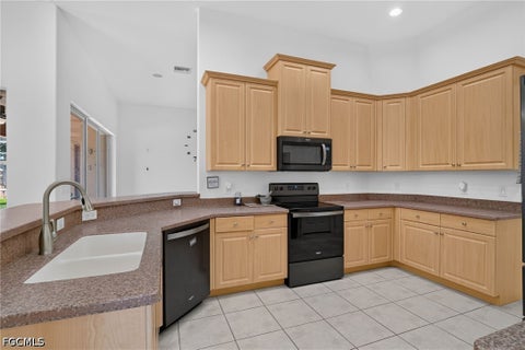 Tiny photo for 1012 SW 39th Terrace, Cape Coral, FL 33914 (MLS # 2026039236)