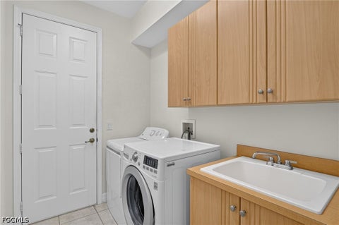 Tiny photo for 1012 SW 39th Terrace, Cape Coral, FL 33914 (MLS # 2026039236)