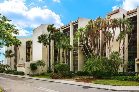 Tiny photo for 4200 Steamboat Bend #303, Fort Myers, FL 33919 (MLS # 2025011310)