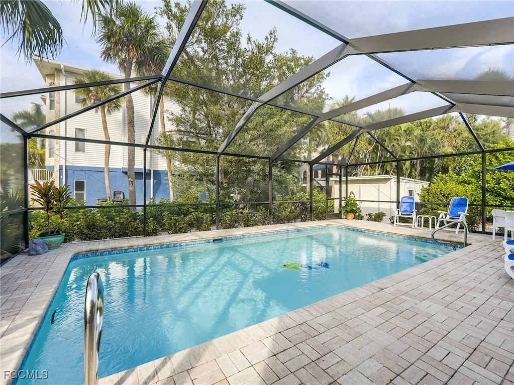 Captiva, Florida, 33924, United States, 2 Bedrooms Bedrooms, ,2 BathroomsBathrooms,Residential,Active,2008229