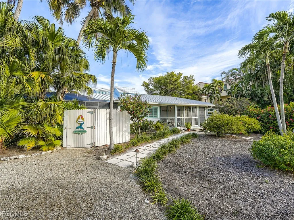 Captiva, Florida, 33924, United States, 2 Bedrooms Bedrooms, ,2 BathroomsBathrooms,Residential,Active,2008229