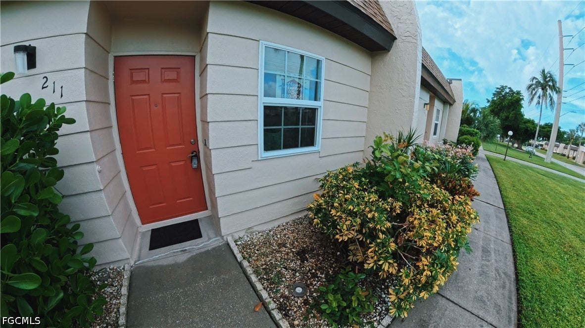 6300 S Pointe Boulevard 211