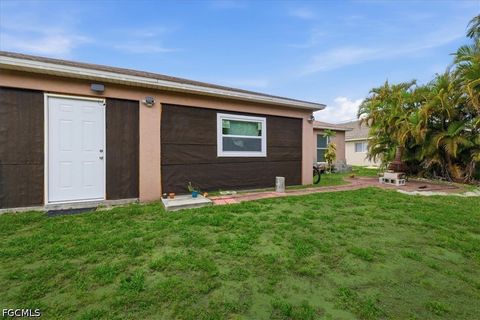 Tiny photo for 403 SW 28th Place, Cape Coral, FL 33991 (MLS # 2026018862)