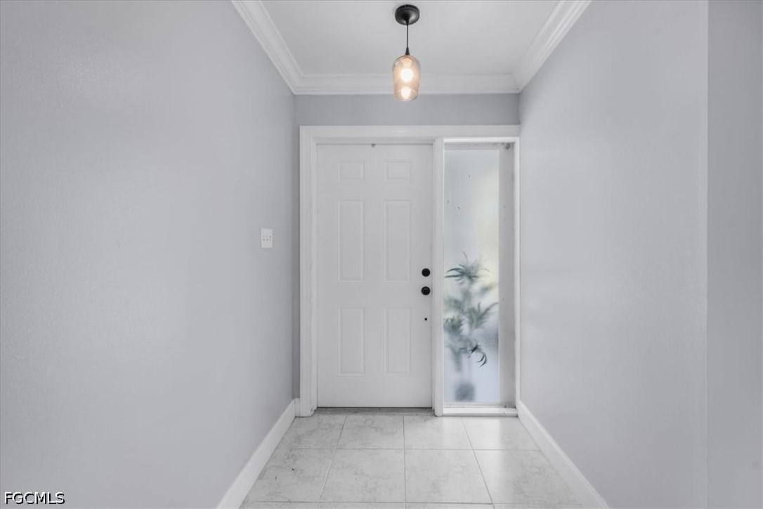 3233 Shell Lane