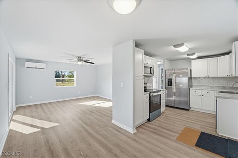 2425 Case Lane North Fort Myers FL 33917