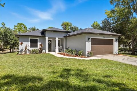 1745 24th Avenue NE Naples FL 34120