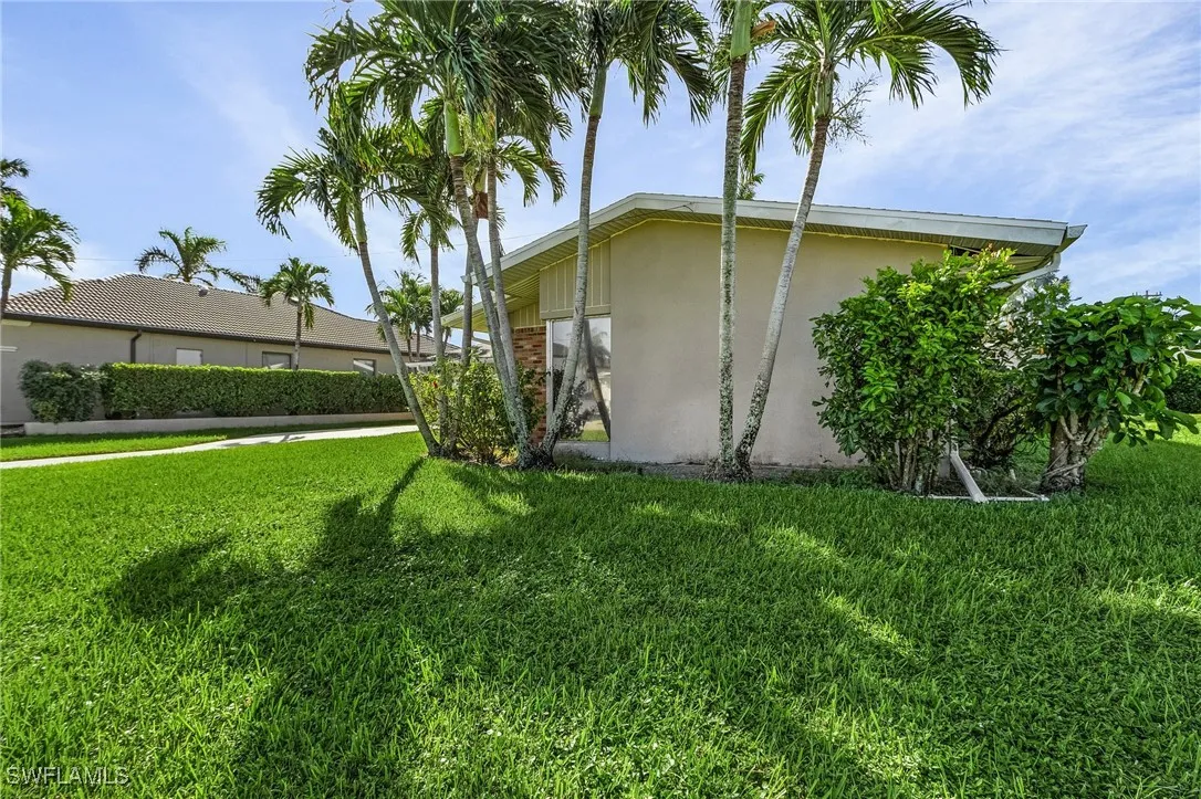 Cape Coral, Florida 33904, United States, 3 Bedrooms Bedrooms, ,2 BathroomsBathrooms,Residential,Active,37297