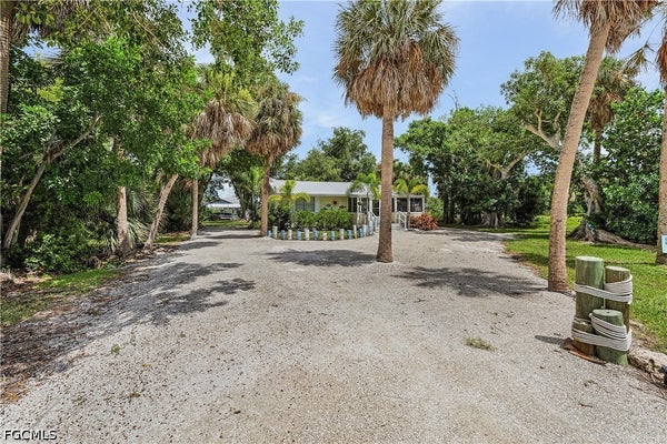 3300 6TH AVE, SAINT JAMES CITY, FL 33956 - Image 5b60ff0b23af5e35aeaec534bf54b1e5/4205306485