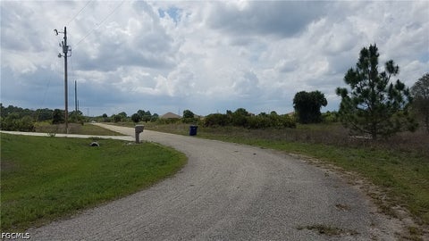 Tiny photo for 933 Memphis Avenue, Lehigh Acres, FL 33974 (MLS # 2026033599)