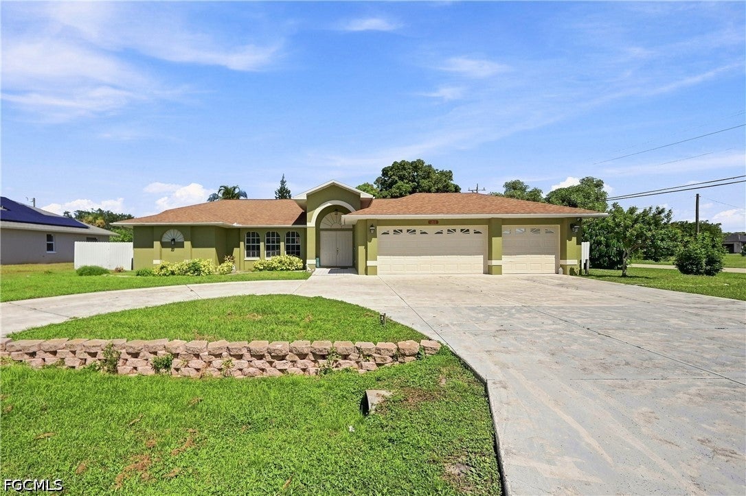 1239 SE 23rd Avenue