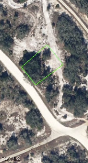 Map / location featuring property parcel outlined
