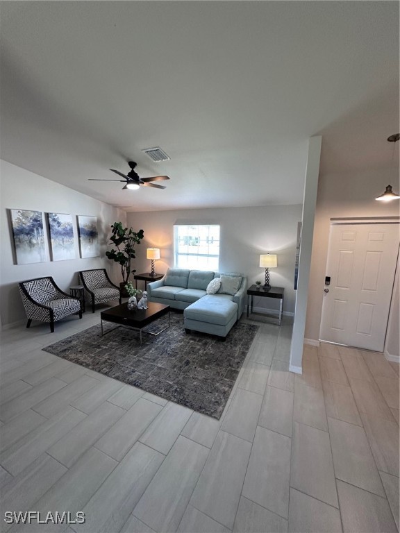 214 SW 38 Terrace