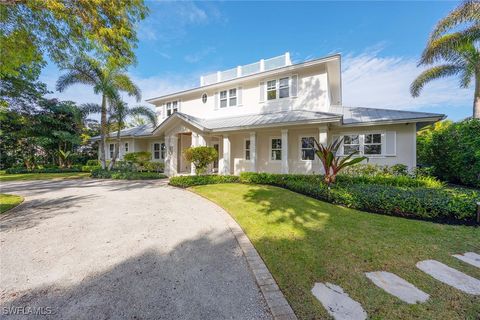 661 6th Avenue N Naples FL 34102