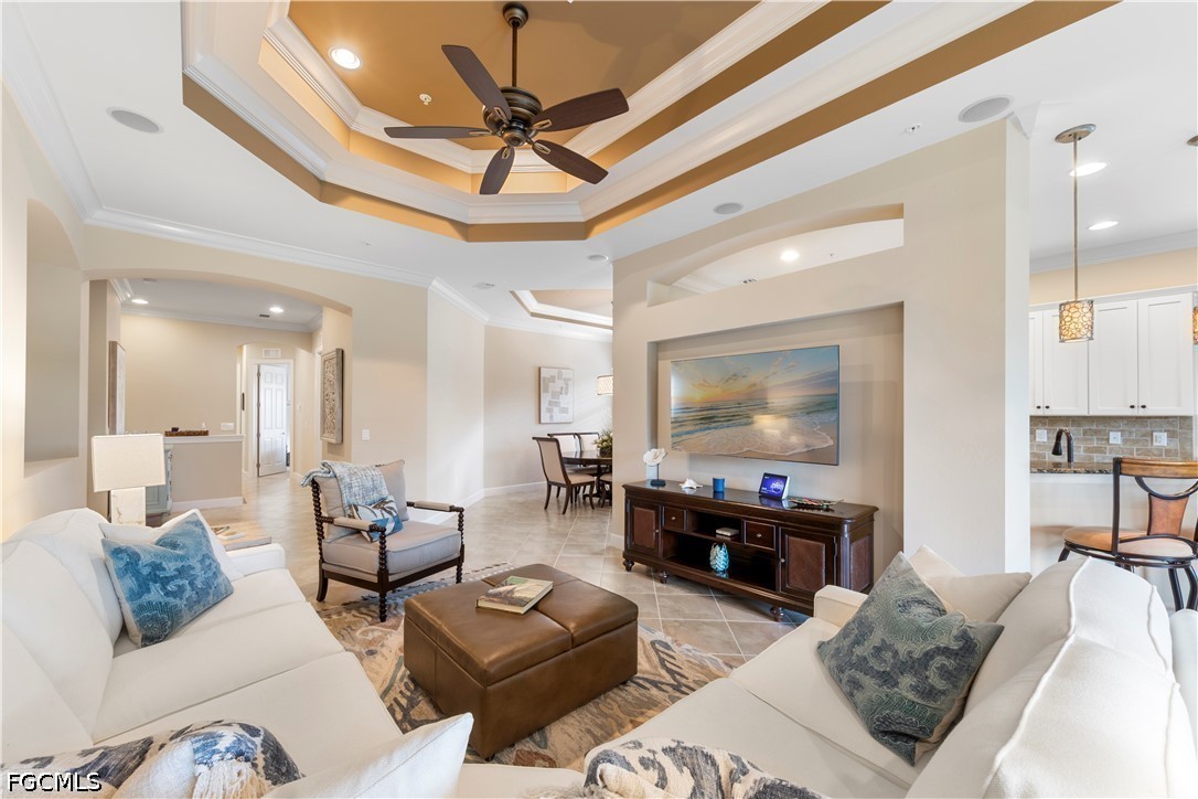 10351 Glastonbury Circle 201