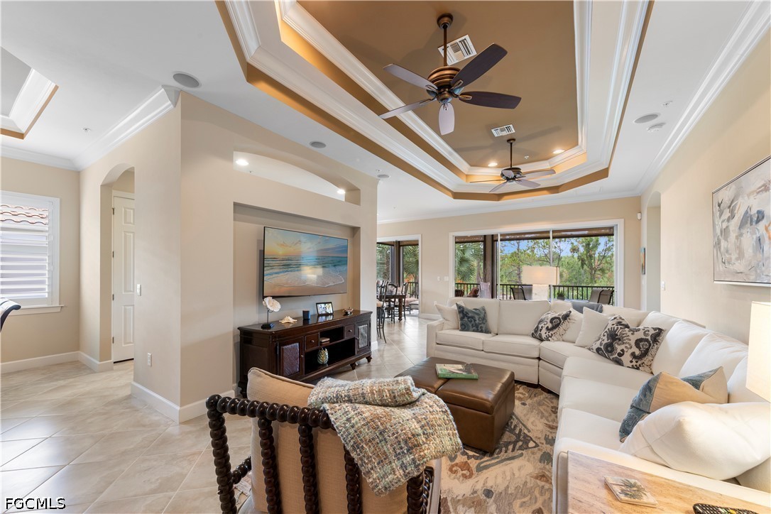 10351 Glastonbury Circle 201