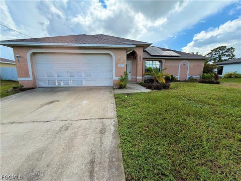 Photo of 4017 NE 10th Avenue, Cape Coral, FL 33909 (MLS # 2026033790)