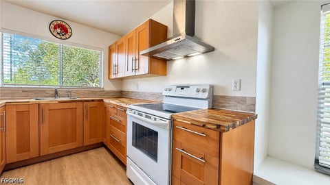 Tiny photo for 2009 Mariner Court, Labelle, FL 33935 (MLS # 2026042099)