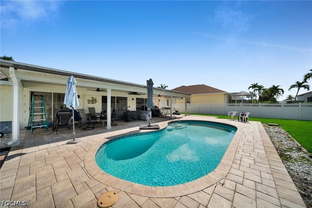 1220 SW 54th Lane
