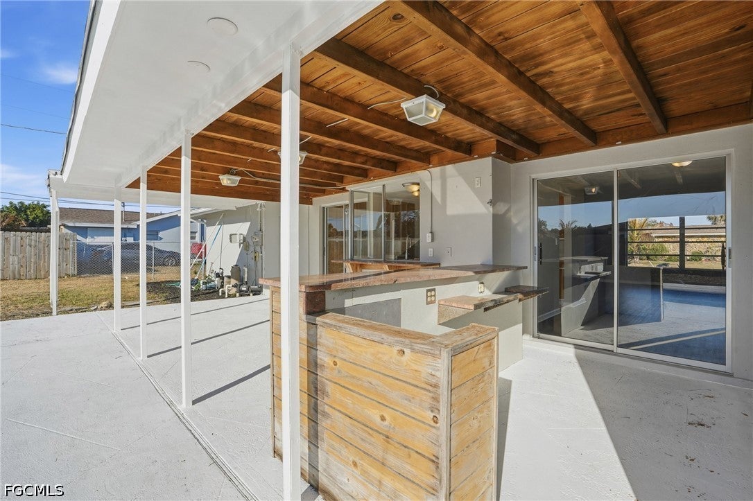 312 Hollywood Street