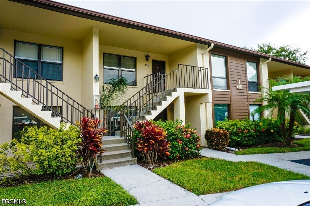 4510 Chantelle Drive J204