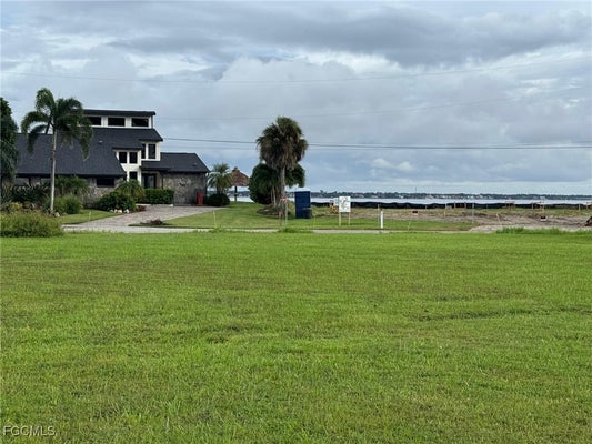 1746 SEAFAN CIR, NORTH FORT MYERS, FL 33903 - Image 5cd98a7f8dd0f67cc42d6d2fe7793ffd/1690083775