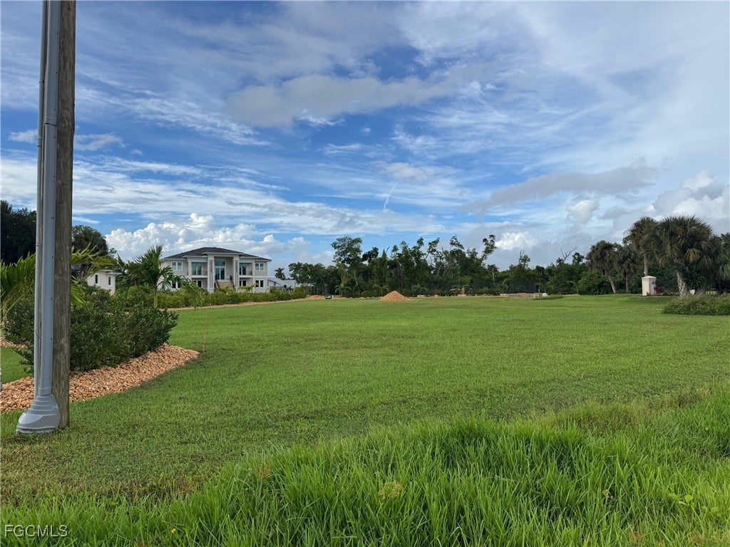1746 Seafan Circle