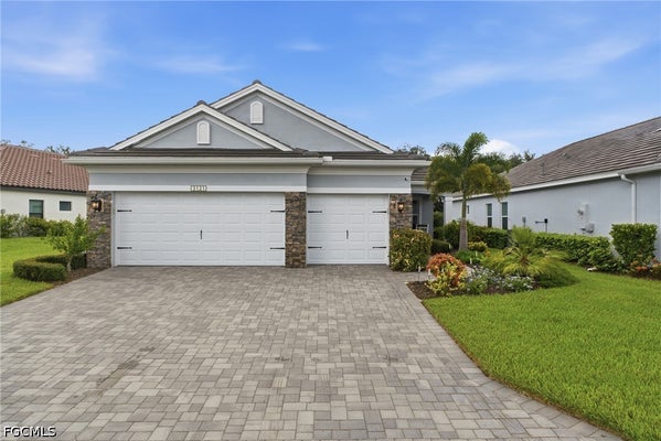 3121 HERITAGE PINES DR, FORT MYERS, FL 33905 - Image 5cd9e6a159677bbca38ec35d517dd4ec/1113349569