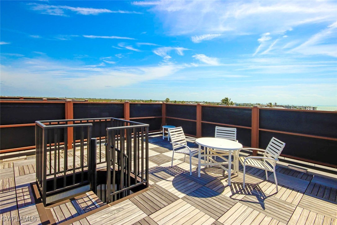 2445 W Gulf Drive 43E