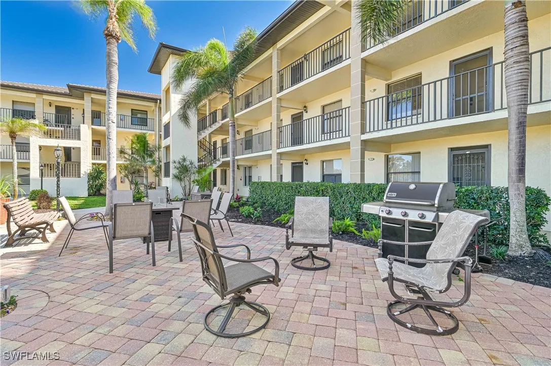 Fort Myers, Florida 33908, United States, 2 Bedrooms Bedrooms, ,2 BathroomsBathrooms,Residential,Active,85249